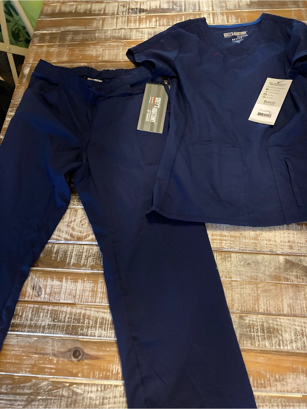 Grey's Anatomy Navy women’s Scrub set NEW